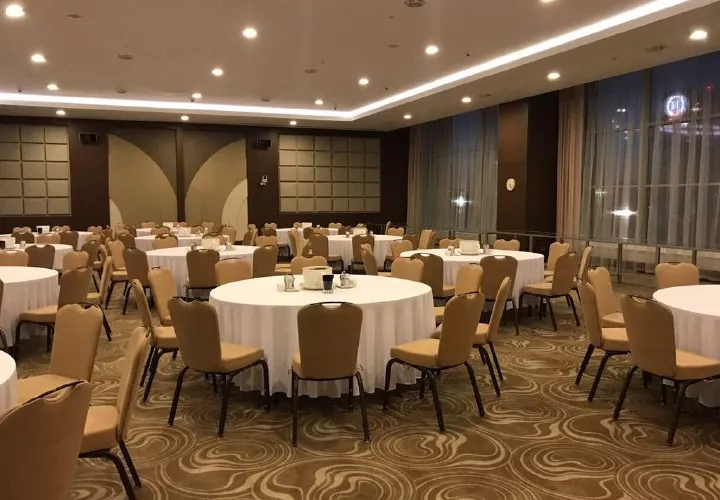 Lugar cómodo y agradable para comer tendrán los jugadores de la Roja en Rusia. Foto Fepafut