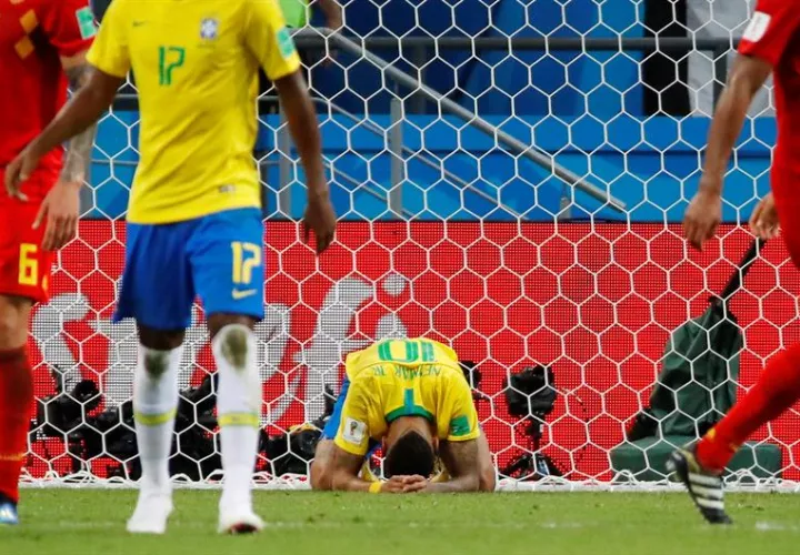 La eliminación de Uruguay y de Brasil en los cuartos de final supone en la historia las semifinales de una Copa del Mundo las acaparan equipos europeos. Foto EFE