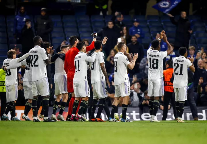 Los jugadores del Madrid festejan su clasificación. /Foto: EFE