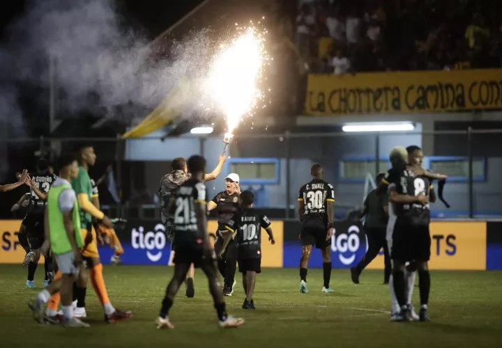 Los jugadores del CAI celebran su clasificación. /Foto: EFE